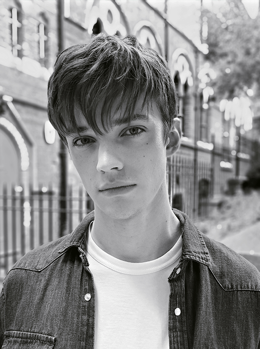 OPPO F9 Pro Studio-Quality Photos